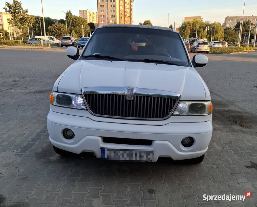 Limuzyna Lincoln Navigator Mierzyn