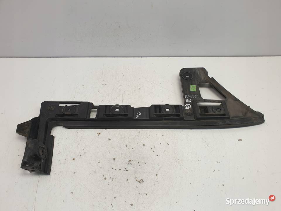 VW Passat B6 KOMBI ŚLIZG ZDERZAKA prawy TYŁ lubelskie