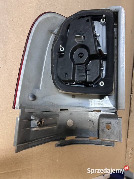 Lampa prawy tył ford galaxy mk1 lift 2005r osobowe sprzedam