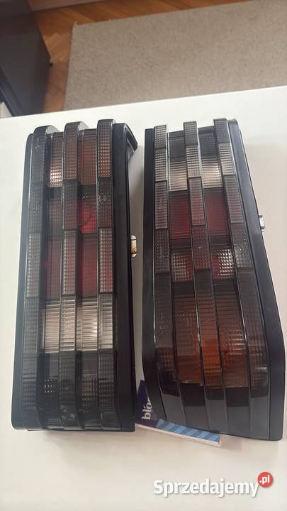 Mercedes 190 w201 Lampy Tylne HELLA BLACK Stan Kraśnik sprzedam