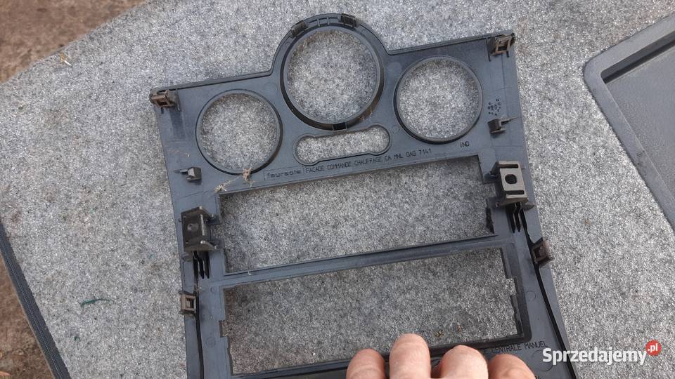 panel kokpitu ramka renault Megane II Dębno