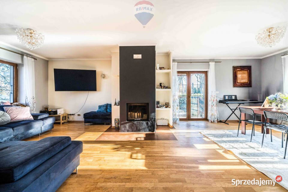 Dom 163 m na narożnej działce Puszczykowo Rok budowy 2012 wielkopolskie