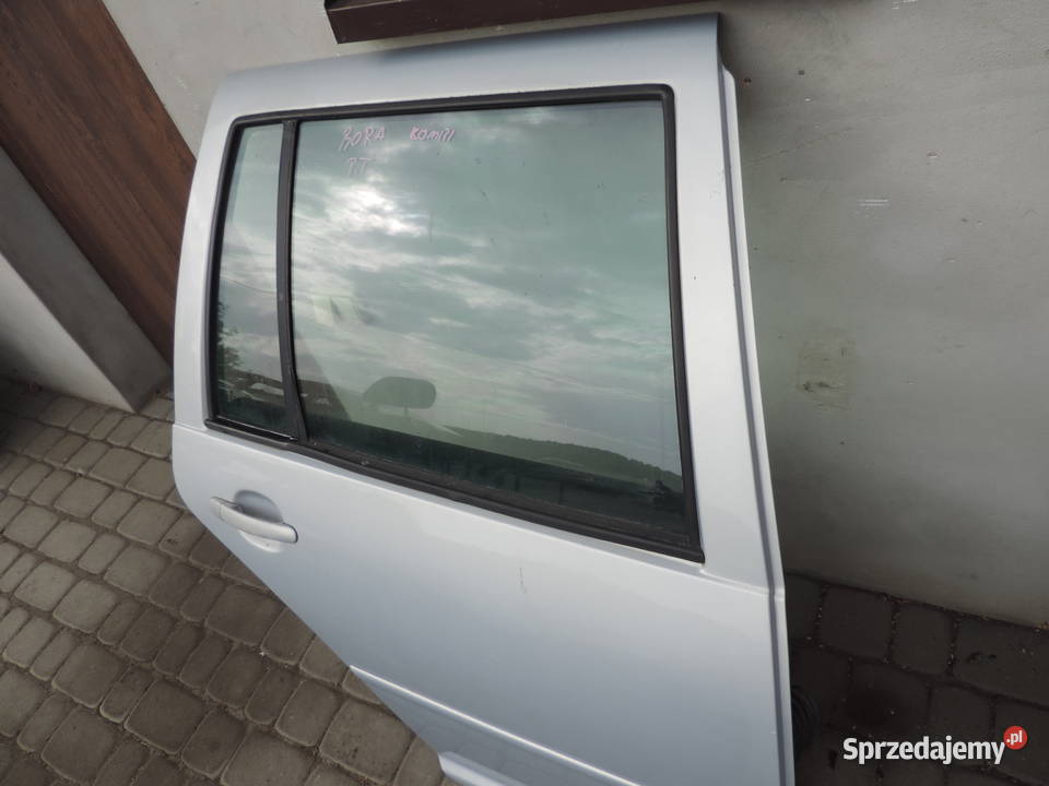 DRZWI PRAWY TYŁ VW BORA KOMBI osobowe