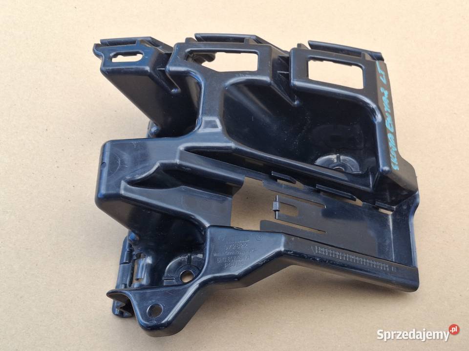 SKODA ENYAQ ŚLIZG ZDERZAKA PRAWY TYŁ MOCOWANIE osobowe Bieleń