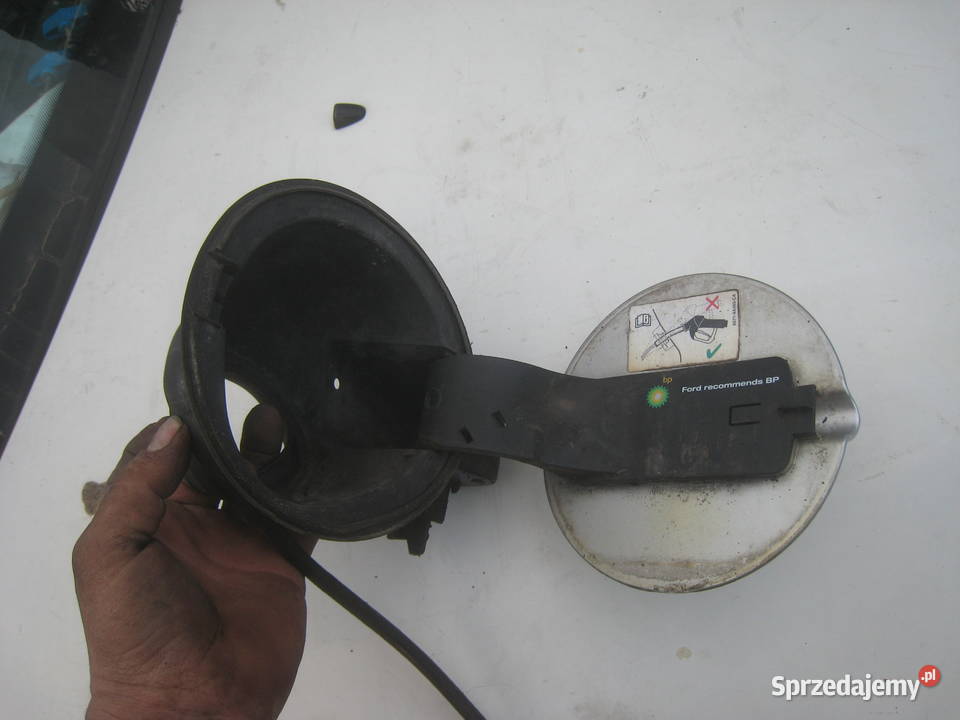 Klapka wlewu paliwa Ford Focus mk2 kombi 0411 Kraków