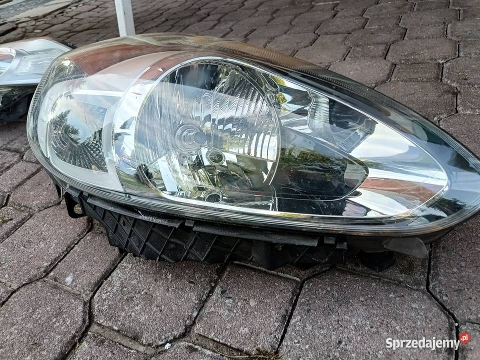 Fiat Punto 09 lampa przednia prawa Prawe Opole