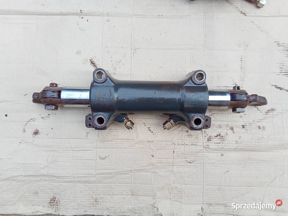 Siłownik skrętu hydrauliczny dwustronnego Głowno