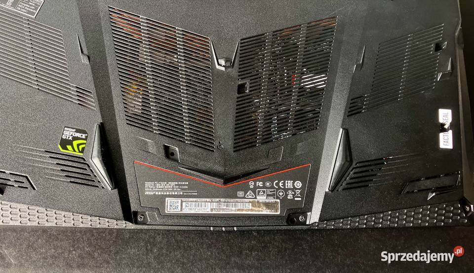 MSI GP63 Leopard 8RE