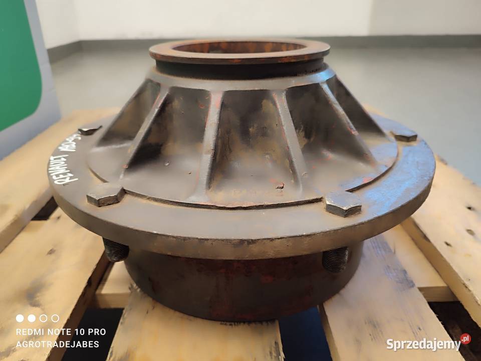 Piasta 609585 RENAULT 18094 Wilkowo sprzedam