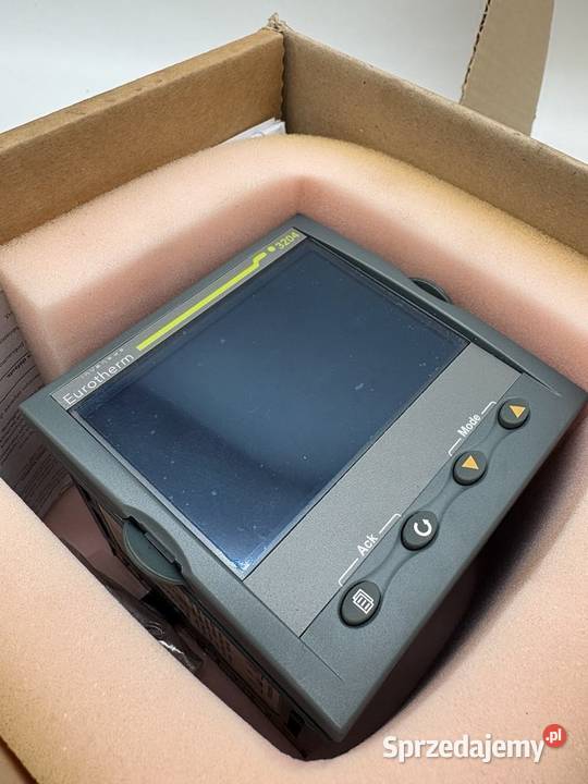 Eurotherm 3204CCVHLRDXR4L Temperature Controller Warszawa