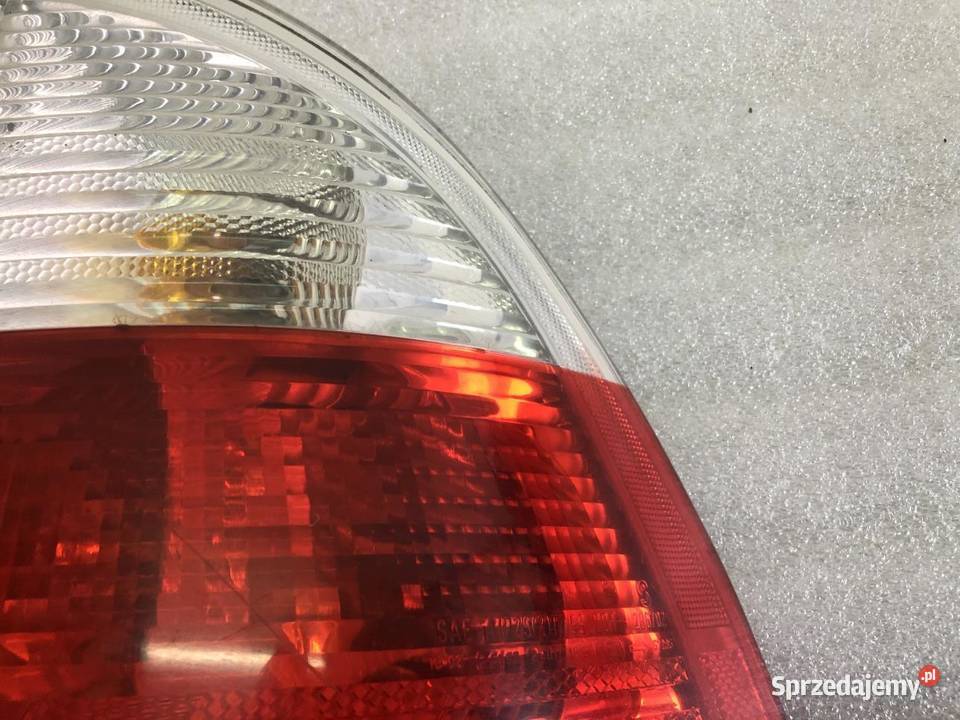 LAMPA PRAWY TYŁ 7165882 BMW E46 KOMBI