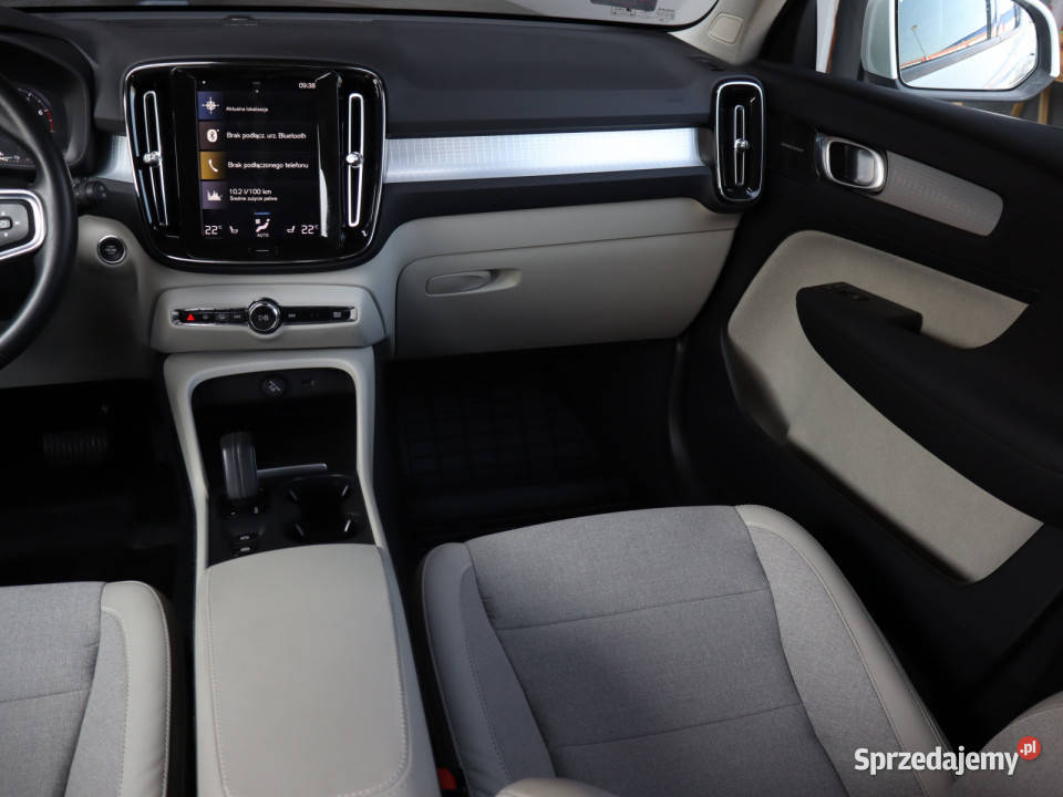 Volvo XC40 T5 AWD światła przeciwmgielne Bielany Wrocławskie