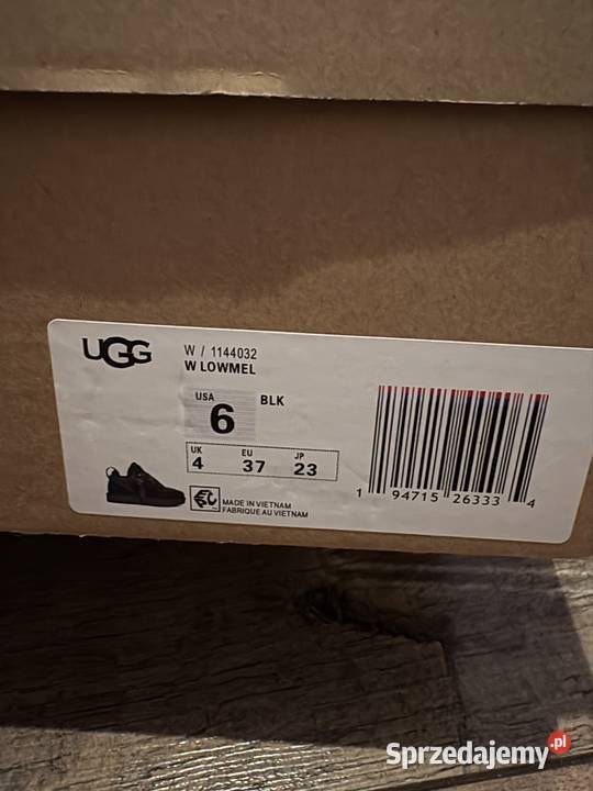 UGG Lowmel Black rozmiar 37 czarny Kozaki Konin