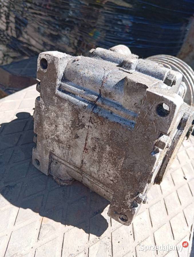 Zabytkowa Sprężarkakompresor Star 2829 Ursus ciężarowe lubelskie Lublin