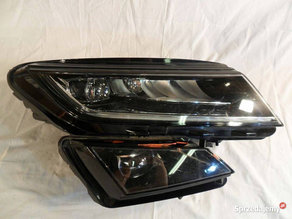 Reflektor Przód strona prawa Skoda Kodiaq MM168 osobowe