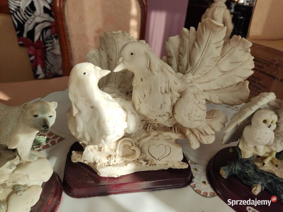 figurka figurki na pięknej podstawie lubuskie