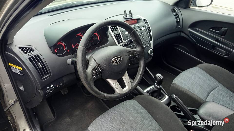 Kia Ceed I 14 SW lift 2010 Poznań serwisowany