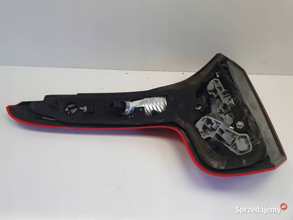 LAMPA PRAWA Volvo C30 0612r TYLNA prawy tył Rudka sprzedam