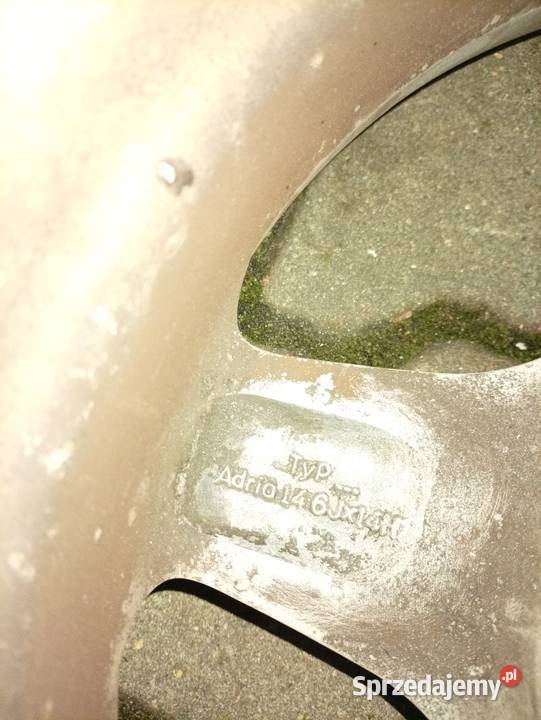 Felgi 14 z oponami Samochodowe Pszów sprzedam