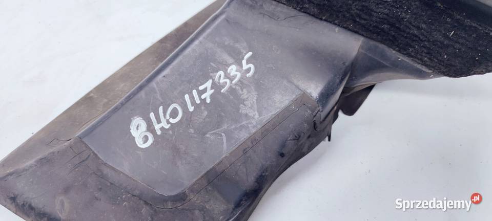 KIEROWNICA POWIETRZA AUDI A4 B6 CABRIO 8H0117335 Przystajń
