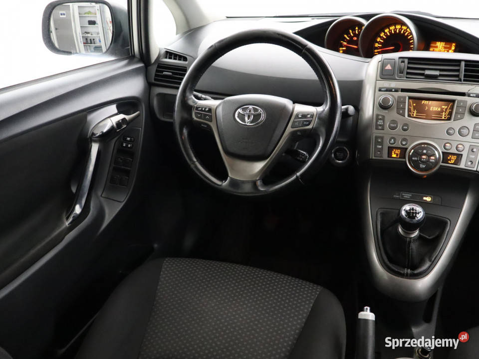 Toyota Verso 20 D4D nieuszkodzony Bielany Wrocławskie