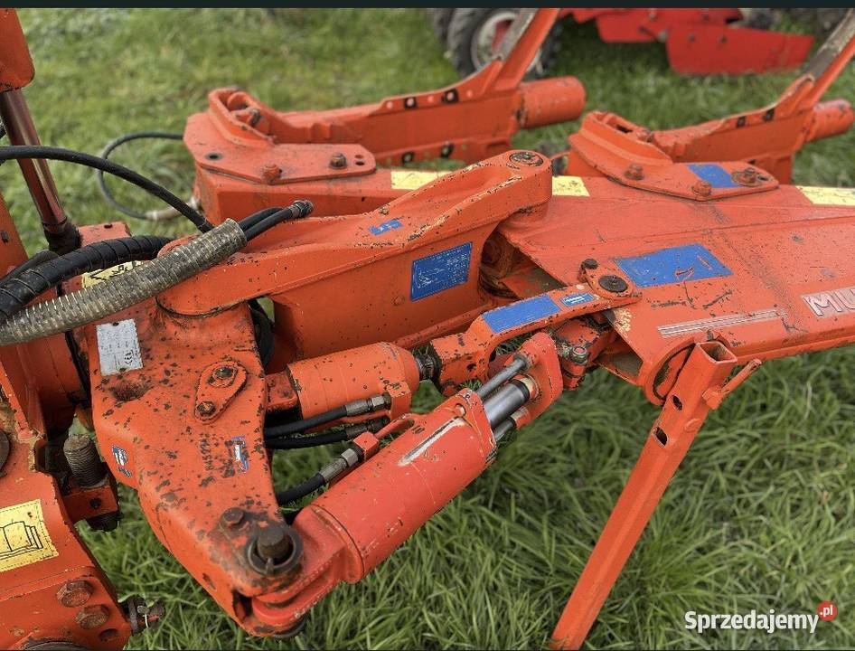 Kuhn multimaster 121 z zabezpieczeniami Iława