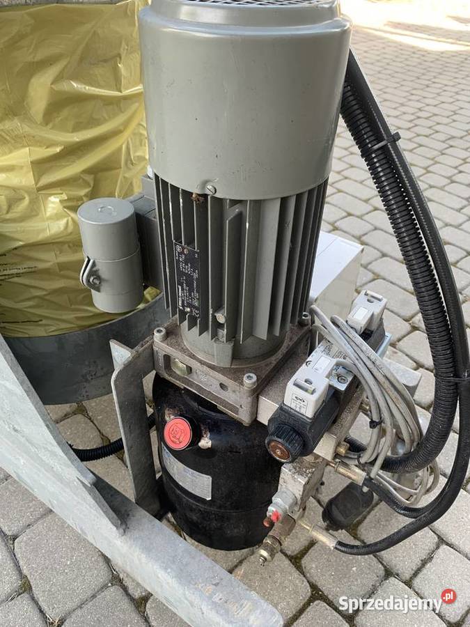 Belownica kompaktor prasa hydrauliczna do folii Bieliny sprzedam