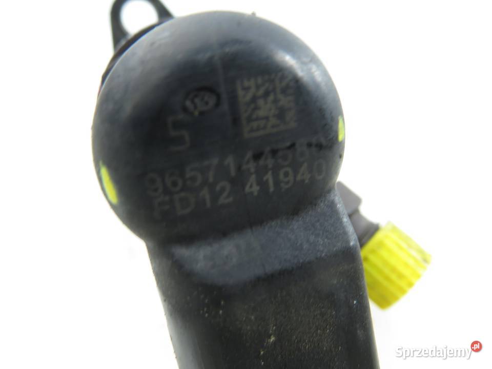 WTRYSKIWACZ FORD FOCUS MK2 20 TDCi 9657144580 osobowe Części samochodowe