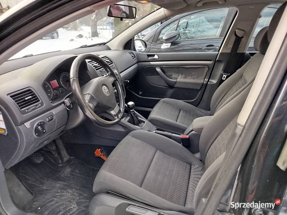 VW Golf 16 MPI 102 5drzwisprowadzony lakier metallic