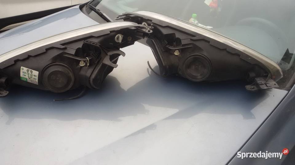 LAMPY PRZEDNIE CITROEN C4 PICASSO XENON Oświetlenie Elbląg