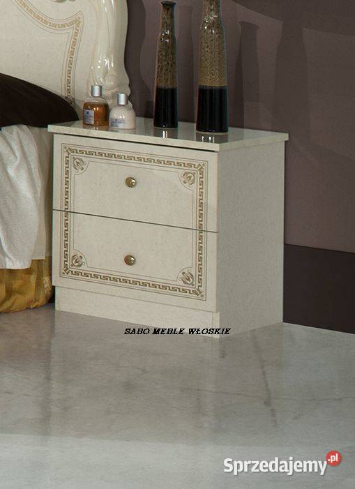 Klasyczna sypialnia beżowozłota z szafą sprzedam