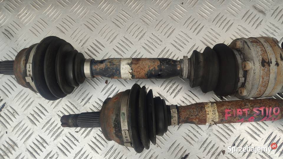 FIAT STILO 18 16V 5D 0110 PÓŁOŚ LEWA PRZEGUB Włoszczowa sprzedam