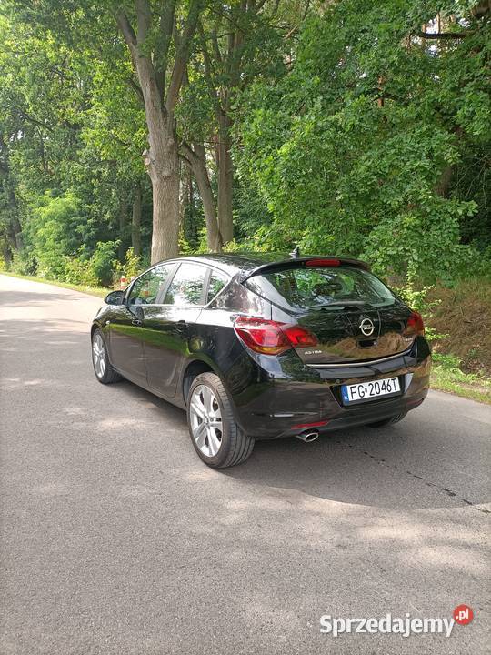OPEL ASTRA J 16 benzyna 180 prywatnie lubuskie Gorzów Wielkopolski sprzedam