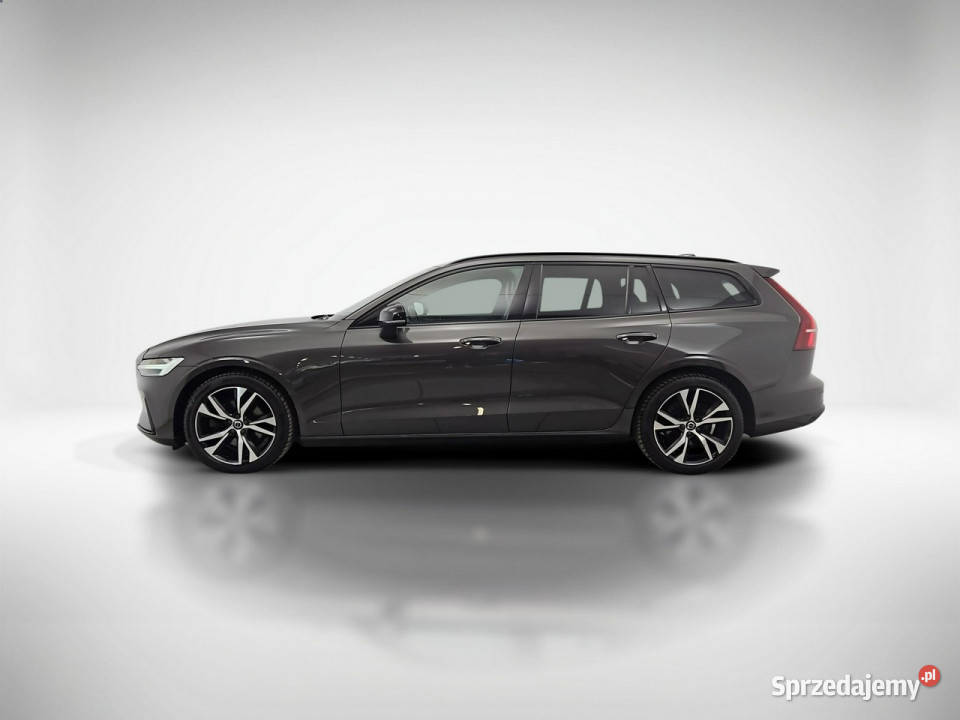 Volvo V60 B4 D Plus Dark aut Z Polskiego Salonu Warszawa sprzedam