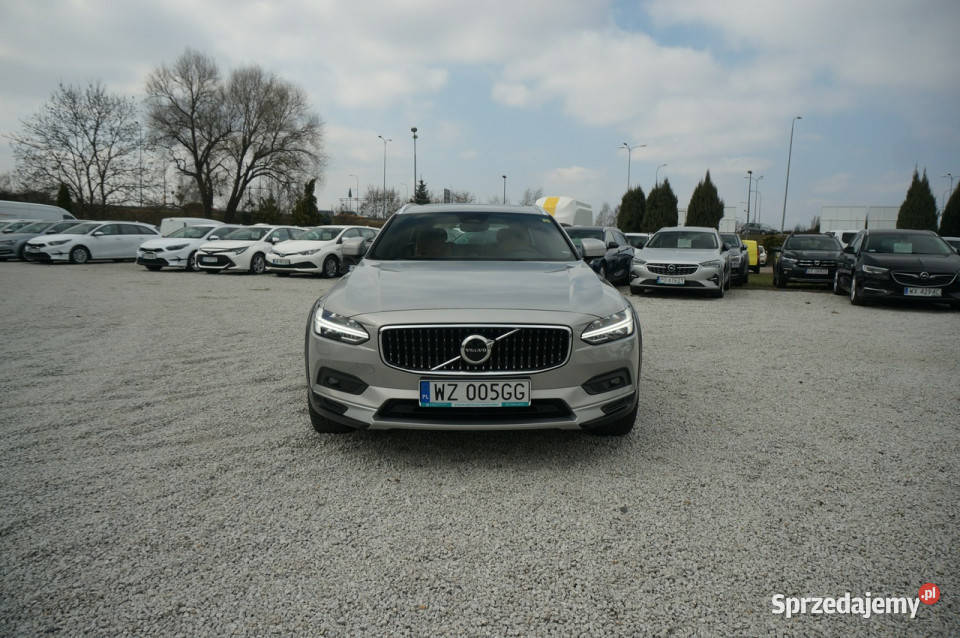 Volvo V90 Cross Country B5 D AWD 235 Ultimate Zarejestrowany w Polsce Poznań sprzedam