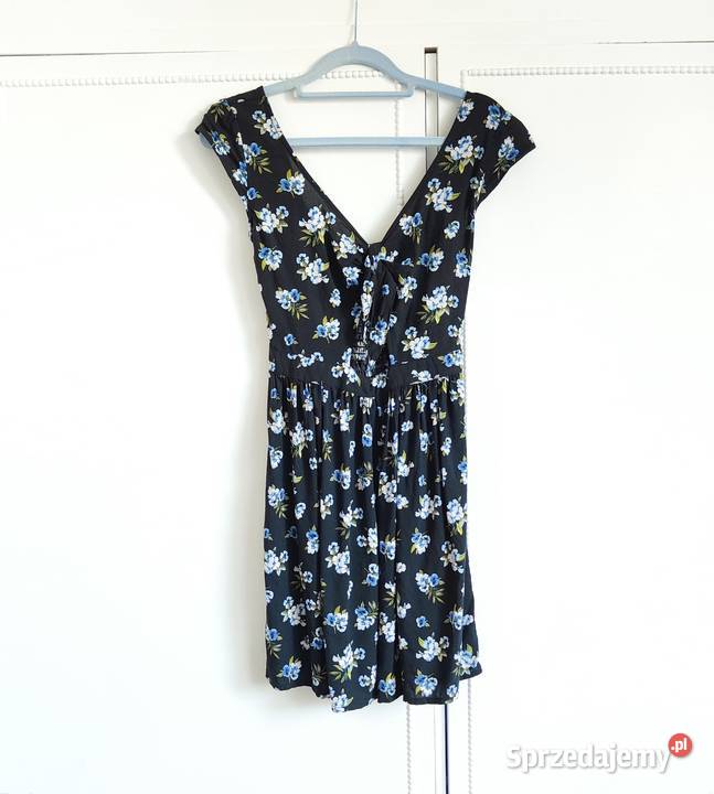 Sukienka Hollister S 36 na lato kwiaty floral niebieski Szczecin