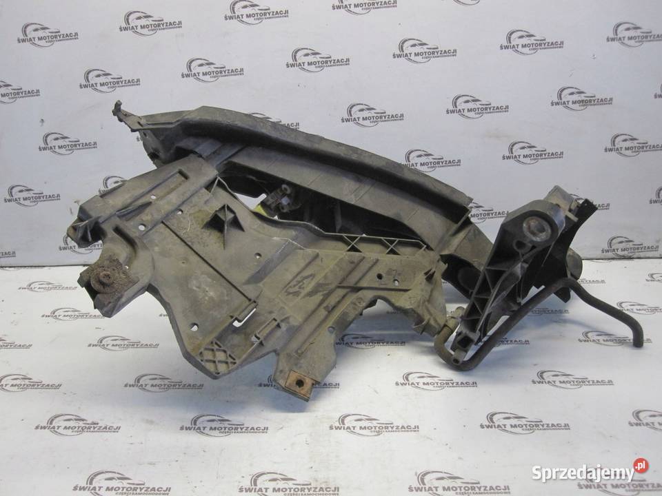 AUDI A4 B8 IV 09r ślizg lampy lewy przód świętokrzyskie Kielce sprzedam