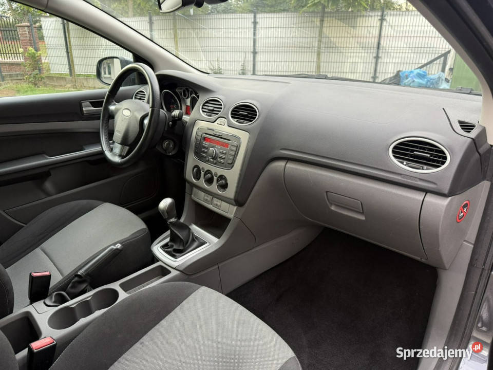 Ford Focus 18 Benzyna Serwisowany Gwarancja bluetooth Piekoszów sprzedam