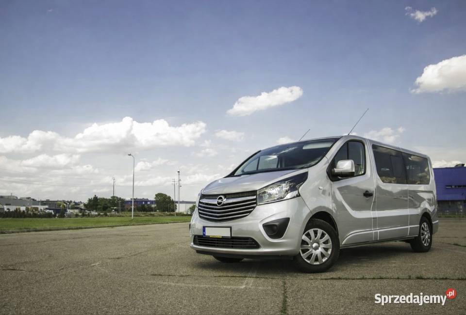 Opel Vivaro Renault Trafic 9 osobowy tourer 140KM Białystok