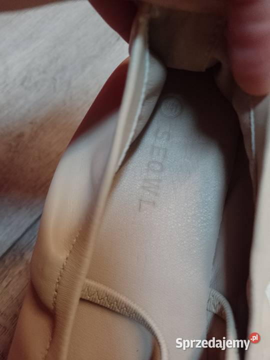 41 SEQWL Beżowe Baleriny wieczorowe z Londynu małopolskie Kraków