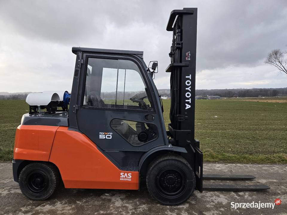 Wózek widłowy TOYOTA 8FG50N udźwig 5 TON maszt kabina Katowice