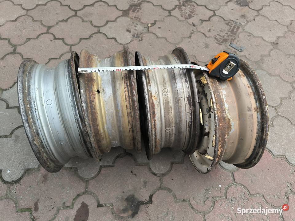 Fiat 125p felgi stalowe fasolki 45 13x4x98 Średnica 13" Stalowa Wola