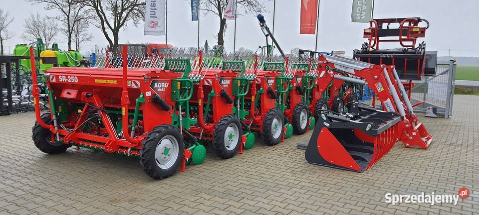 Siewnik do zboża SR zbożowy AgroMasz AgroMasz mazowieckie Zdany