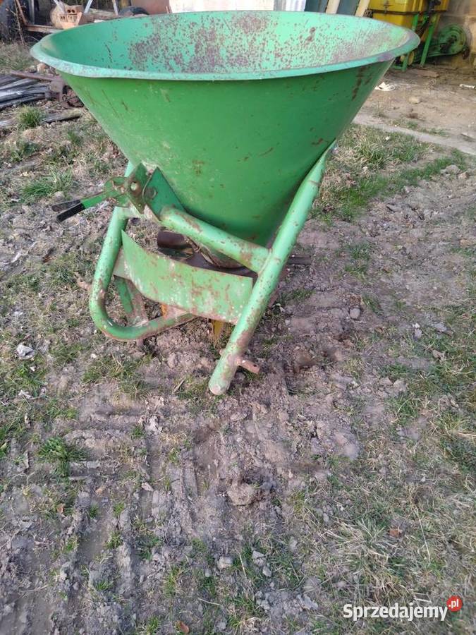 Rozsiewacz do nawozów Agromet Brzeg nieuszkodzony Rozsiewacze nawozów