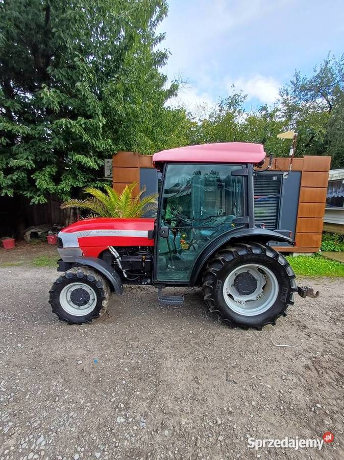 McCormick F85N McCormick sprzedam