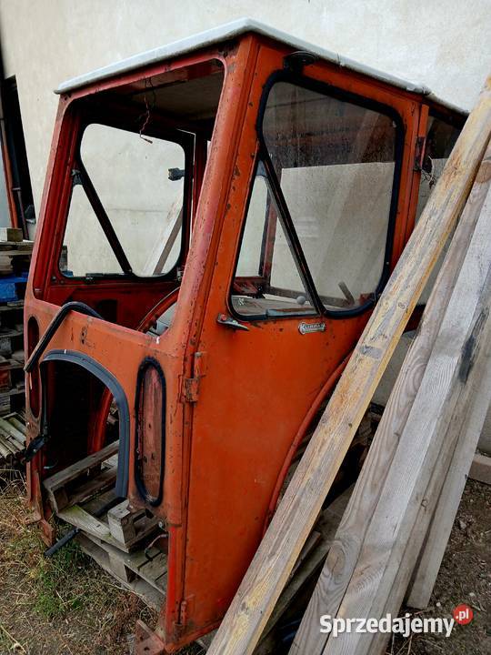 Kabina ciągnikowa Kabina i karoseria mazowieckie Lewiczyn