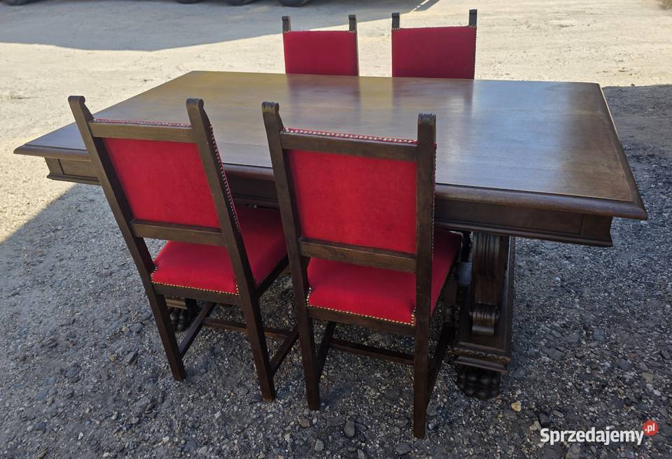Włoski rzeźbiony stół na łapach z 4 krzesłami Wałbrzych
