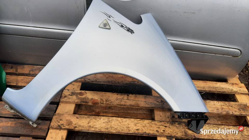 błotnik prawy lewy mitsubishi Colt VI z30 osobowe dolnośląskie Dębno sprzedam
