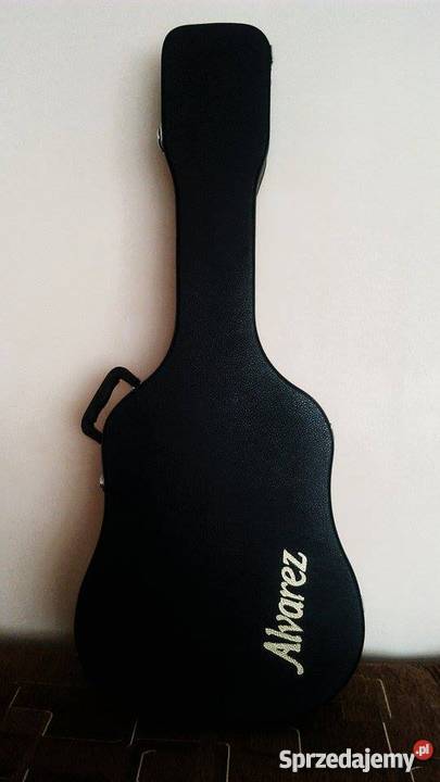 Sprzedam gitarę akustyczną Alvarez RD 12 z akustyczna Radomsko