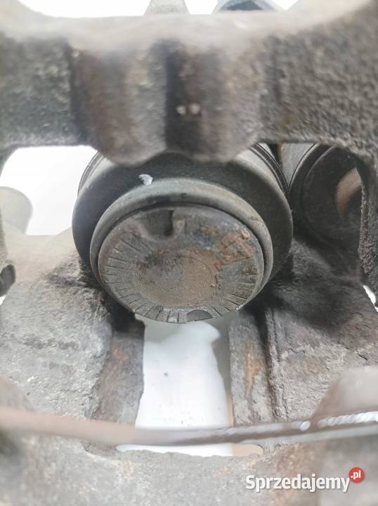 ZACISK HAMULCOWY PRAWY TYŁ 3Q0615406AG Skoda Zaciski i jarzma świętokrzyskie sprzedam